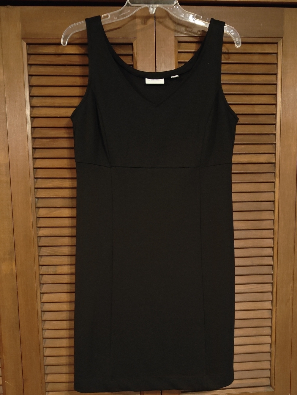 New York & Company Black Sleeveless Sheath Dress